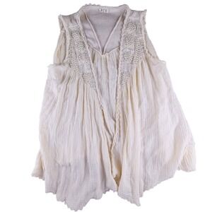 POL Women's Cream Pearl Lace Gauze Knit Sleeveless Drape Front Vest Size Medium